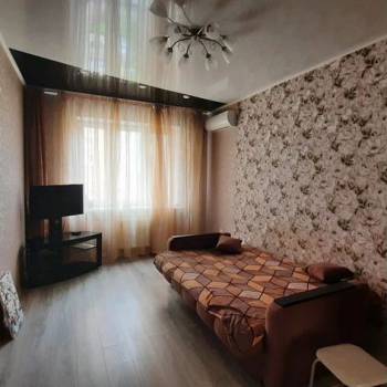 Сдается 1-комнатная квартира, 42 м²