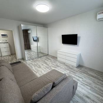 Продается 1-комнатная квартира, 41,4 м²