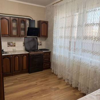 Сдается 2-х комнатная квартира, 64 м²