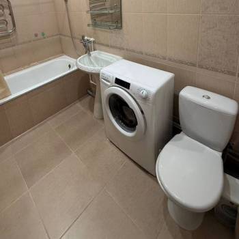 Сдается 2-х комнатная квартира, 64 м²