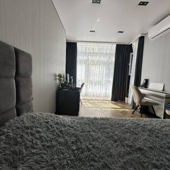 Продается 3-х комнатная квартира, 105 м²