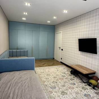 Продается 3-х комнатная квартира, 105 м²
