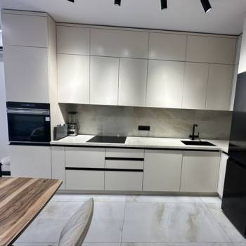 Продается 3-х комнатная квартира, 105 м²