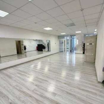 Продается Нежилое помещение, 72 м²