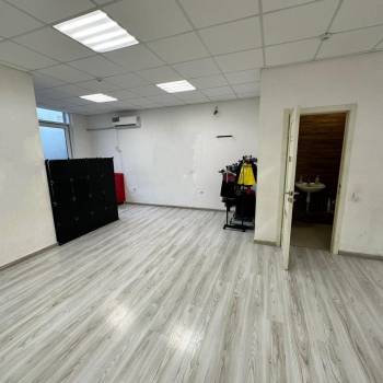 Продается Нежилое помещение, 72 м²
