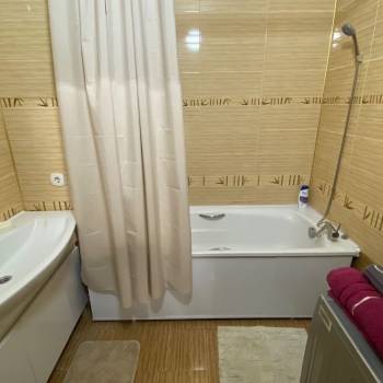 Продается 3-х комнатная квартира, 80 м²