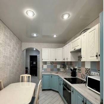 Продается 1-комнатная квартира, 38 м²