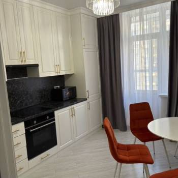 Сдается 1-комнатная квартира, 41,3 м²