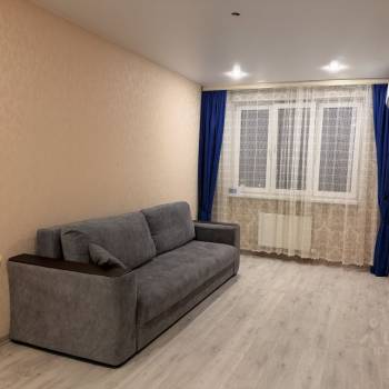 Сдается 1-комнатная квартира, 37 м²
