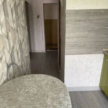 Продается 1-комнатная квартира, 32 м²