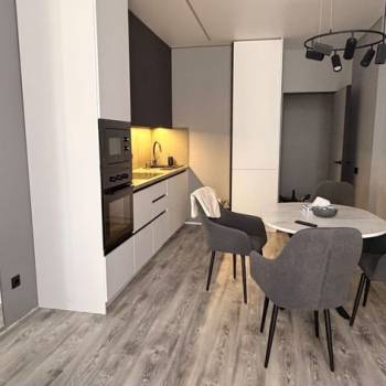 Сдается Многокомнатная квартира, 95 м²