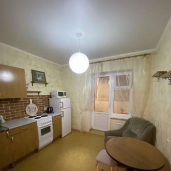 Сдается 1-комнатная квартира, 35 м²