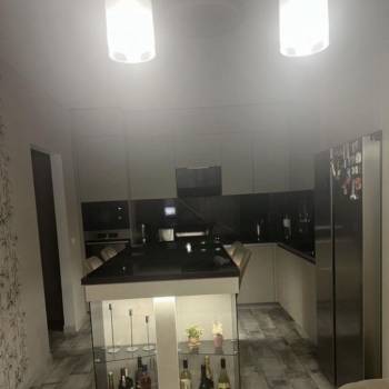 Продается 2-х комнатная квартира, 77 м²