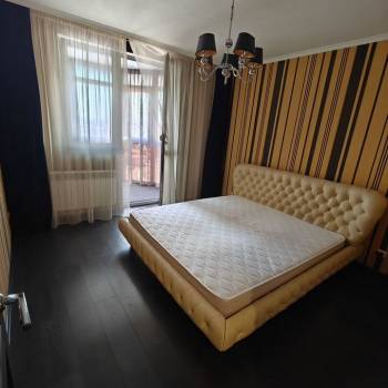 Сдается 1-комнатная квартира, 50 м²