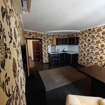 Сдается 1-комнатная квартира, 50 м²