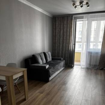 Сдается 1-комнатная квартира, 42 м²