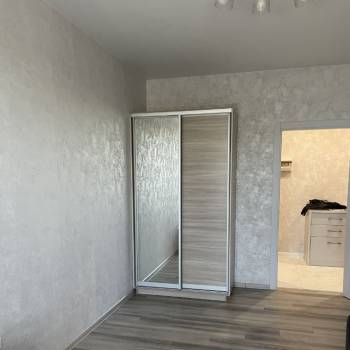 Сдается 1-комнатная квартира, 43 м²