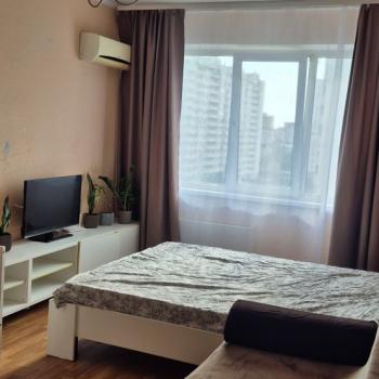 Сдается 1-комнатная квартира, 40 м²
