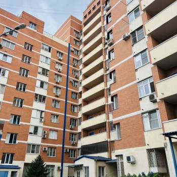 Сдается Многокомнатная квартира, 75,8 м²