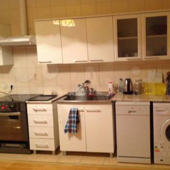 Сдается Многокомнатная квартира, 82 м²