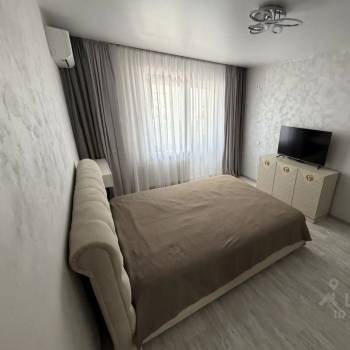 Продается 3-х комнатная квартира, 80,8 м²
