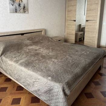 Сдается 1-комнатная квартира, 43 м²