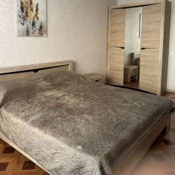 Сдается 1-комнатная квартира, 43 м²