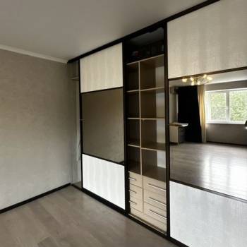 Продается 1-комнатная квартира, 47 м²