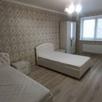 Сдается Многокомнатная квартира, 76,7 м²