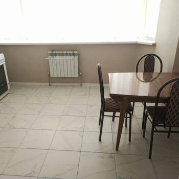 Сдается 1-комнатная квартира, 43 м²