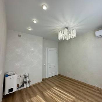 Продается 1-комнатная квартира, 35 м²