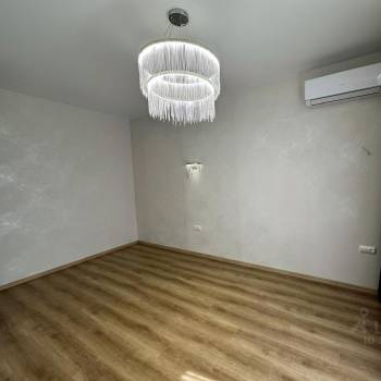 Продается 1-комнатная квартира, 35 м²