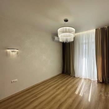 Продается 1-комнатная квартира, 35 м²