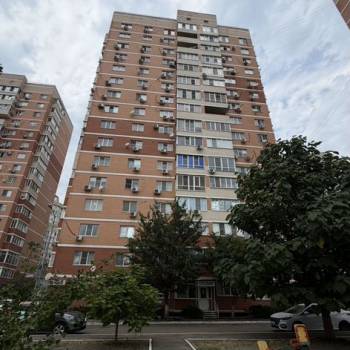 Продается 1-комнатная квартира, 47 м²