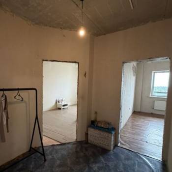 Продается 1-комнатная квартира, 47 м²