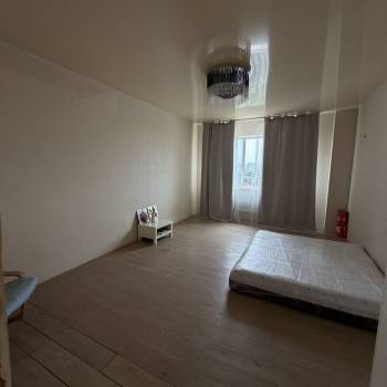 Продается 1-комнатная квартира, 47 м²