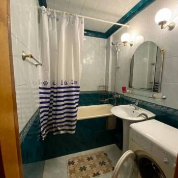 Продается Многокомнатная квартира, 111,9 м²