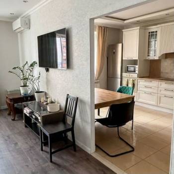 Продается 3-х комнатная квартира, 90,6 м²