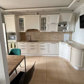 Продается 3-х комнатная квартира, 90,6 м²