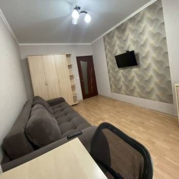 Сдается 1-комнатная квартира, 37 м²
