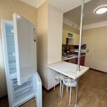 Сдается 1-комнатная квартира, 46,2 м²