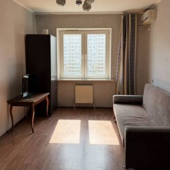 Сдается 1-комнатная квартира, 35 м²