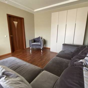 Сдается 1-комнатная квартира, 46,7 м²