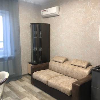 Сдается 1-комнатная квартира, 45 м²