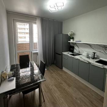 Сдается 1-комнатная квартира, 35 м²