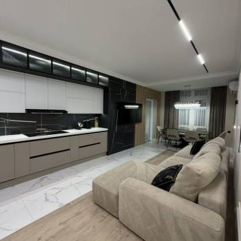 Продается Многокомнатная квартира, 156 м²