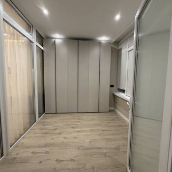 Продается Многокомнатная квартира, 156 м²