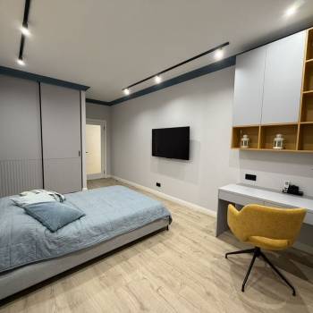 Продается Многокомнатная квартира, 156 м²