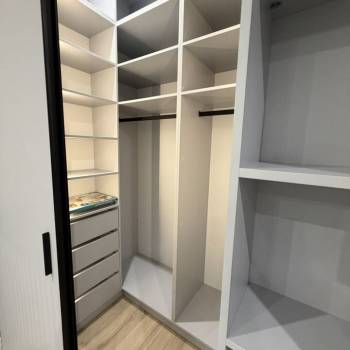 Продается Многокомнатная квартира, 156 м²