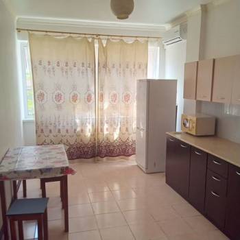 Продается 1-комнатная квартира, 41 м²